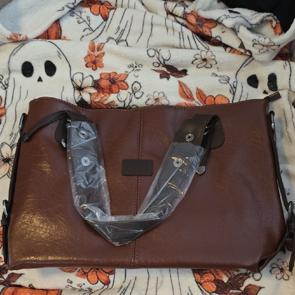 Elegant Brown Shoulder Bag - Picture 1 of 5